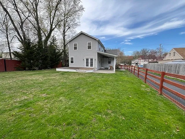 2477 Walnut St — Photo 30