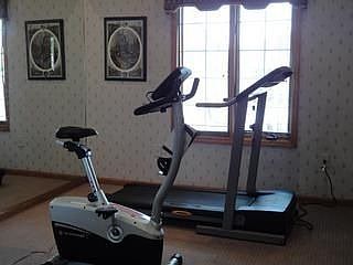 5th image of 2459 Warm Springs Dr