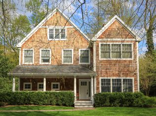 257 Washburn Rd, Briarcliff Manor, NY 10510