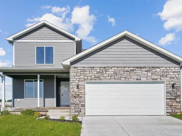5744 Wall St, Waterloo, IA 50701