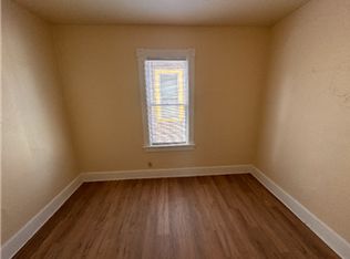 2006 W Lincoln Ave, Milwaukee, WI 53215