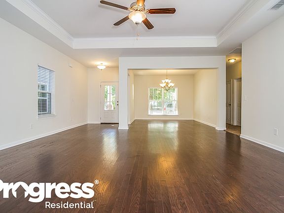 2nd image of 1002 Avery Park Dr