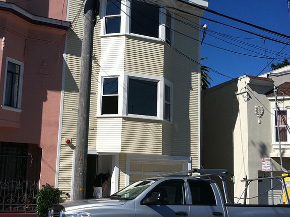 2nd image of 633 27th Ave