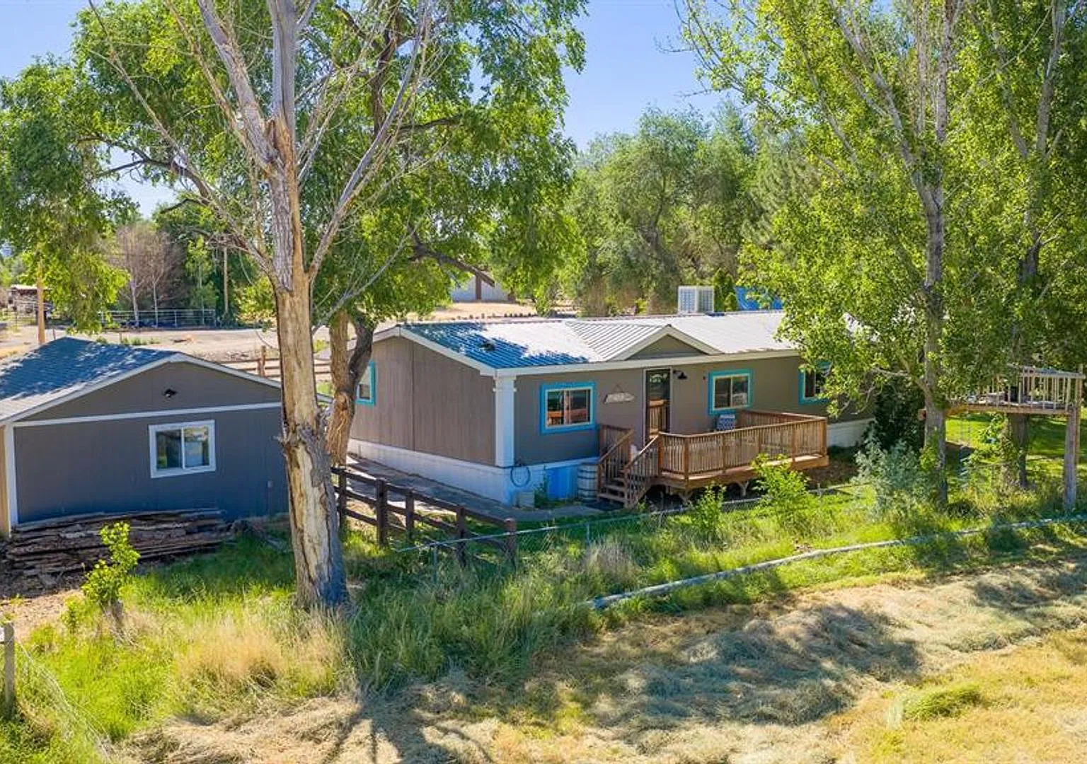 Beautiful 7-Acre Country Rental in Fruita - Stunning Monument Views! — Photo 3