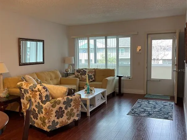 2295 Belgian Ln APT 43, Clearwater, FL 33763