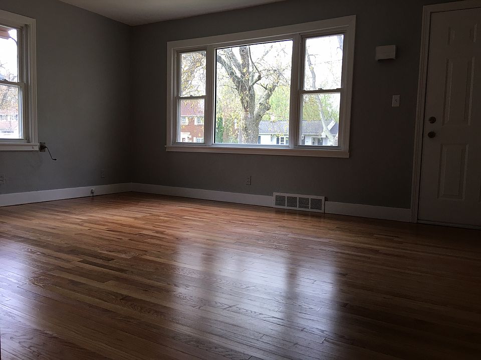 1st image of 1516 Kingston Ave