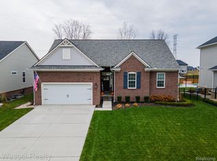 71598 Sarah Dr, Bruce Township, MI 48065