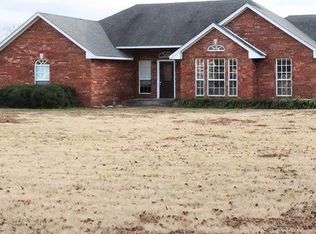 33 Glenway St, Ardmore, OK 73401