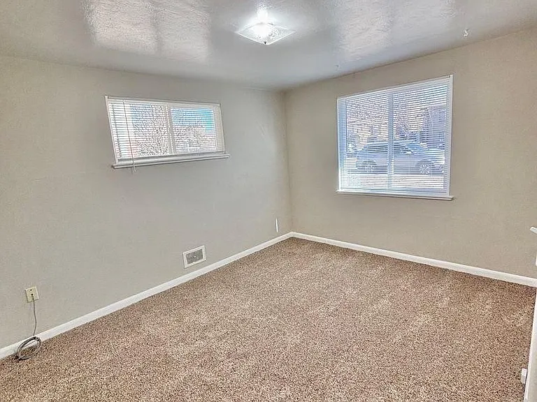 2347 S Race St — Photo 9