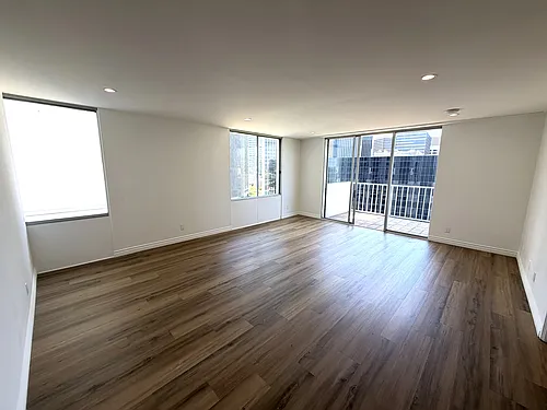 2160 Century Park E Photo 1