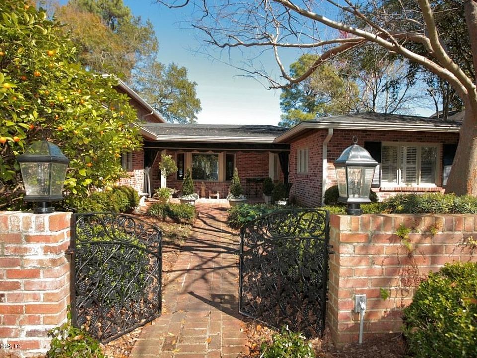 Front of house