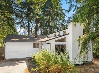 8755 SW 190th St, Vashon, WA 98070