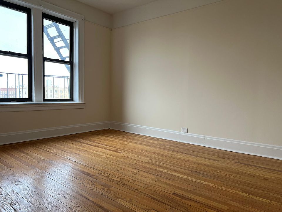 2nd image of 3065 Roberts Ave APT 5F