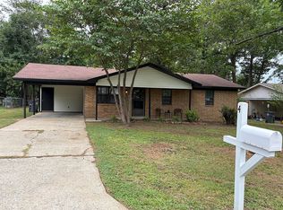 4 Robbye Ln, Searcy, AR 72143