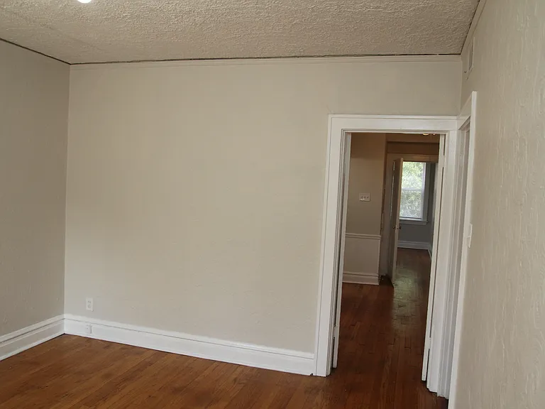 1708 Yale Ave #2 — Photo 4