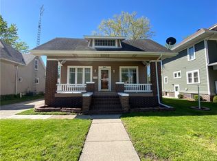 2905 Prairie Ave, Mattoon, IL 61938
