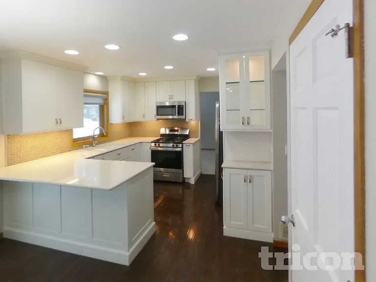 2303 Leyland Cir — Photo 10