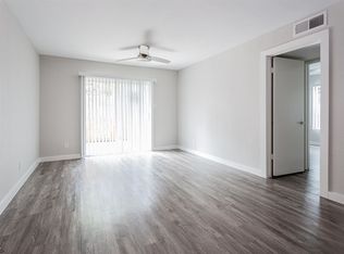 206 W 38th St, Austin, TX 78705