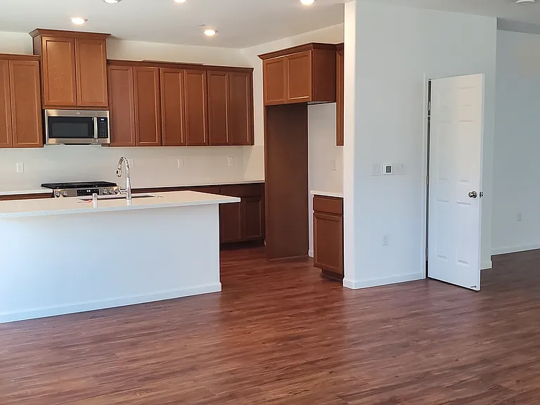 3191 Ives Ln — Photo 5