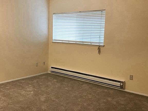 5th image of 4404 146th Pl NE