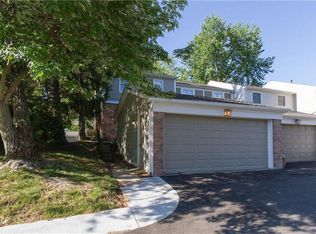 189 Carmelaire Dr, Carmel, IN 46032