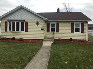 625 E 161st Pl, South Holland, IL 60473
