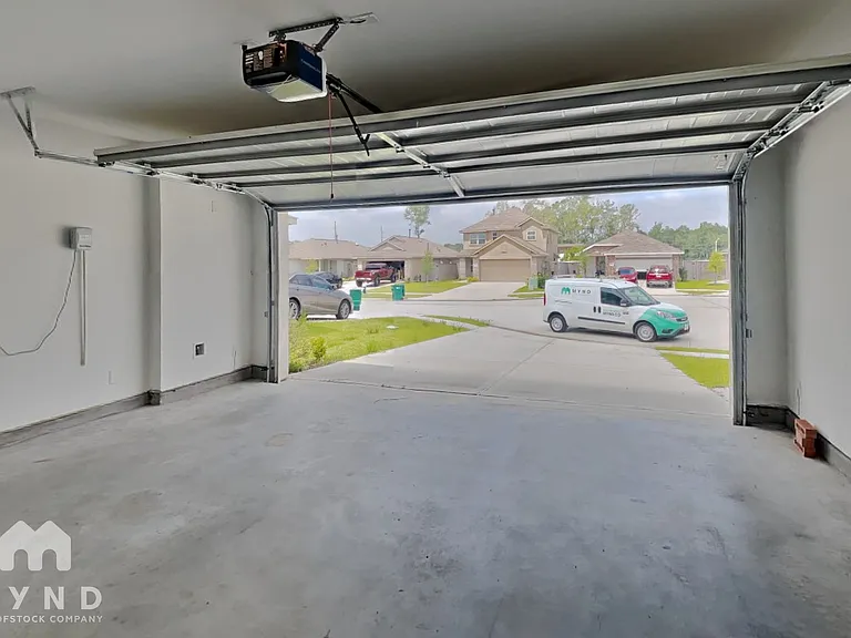 18515 Cepagatti Dr — Photo 11