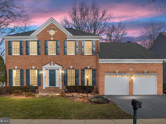 5th image of 12822 Monroe Manor Dr
