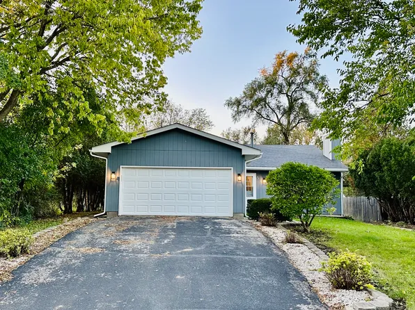 4212 South St, McHenry, IL 60050