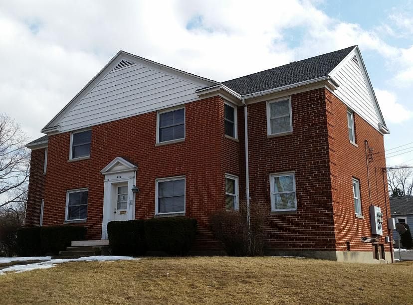 1st image of 400 W Siebenthaler Ave APT 3
