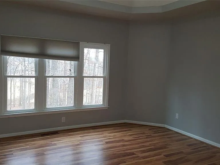 3885 Waterford Dr — Photo 17