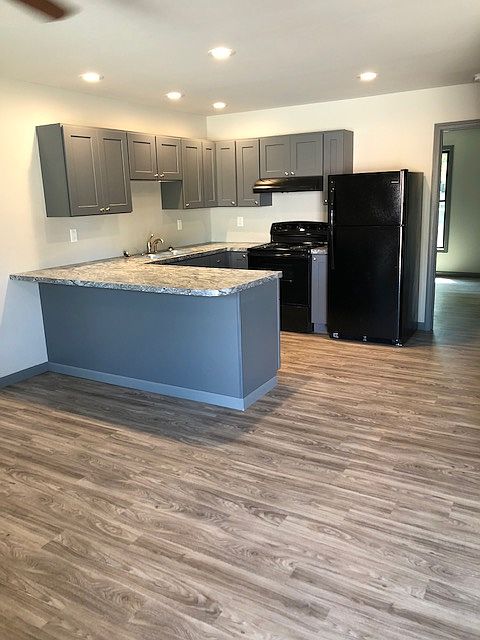 Living room & kitchen