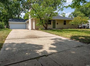 441 Chamberlin Dr, South Bend, IN