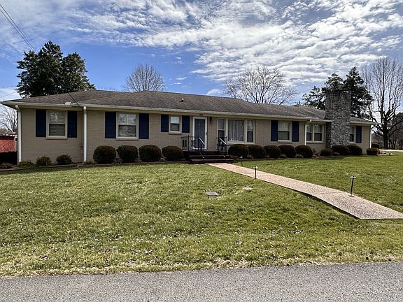 2nd image of 100 River Dr
