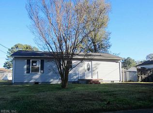 1128 McSherry Ct, Chesapeake, VA 23322