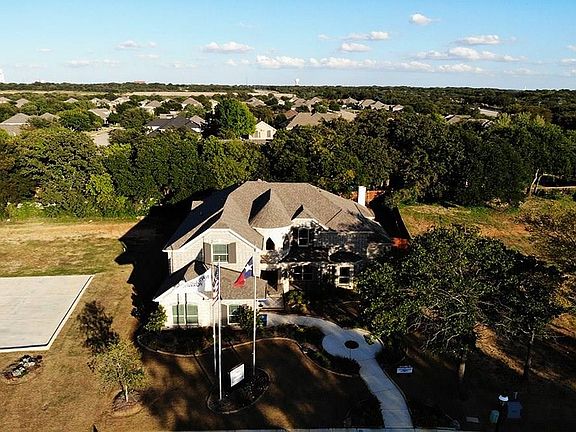 5th image of 3105 Florence Dr