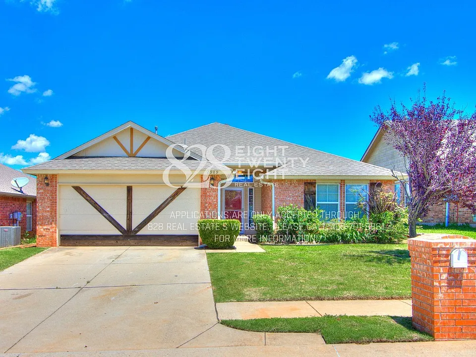 2909 Line Dr
