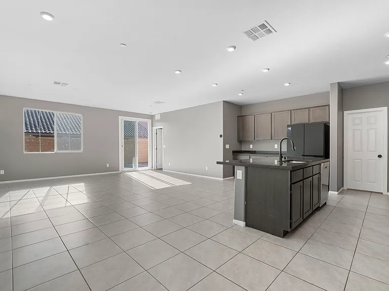10949 Oregano Ave — Photo 7