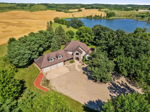 15482 32nd Hwy S #S, Barnesville, MN 56514