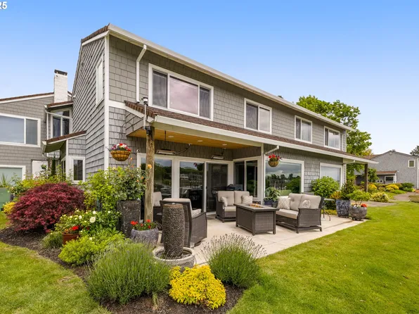 620 N Hayden Bay Dr, Portland, OR 97217