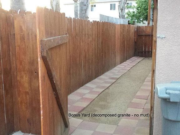 5th image of 336 W 11th Ave