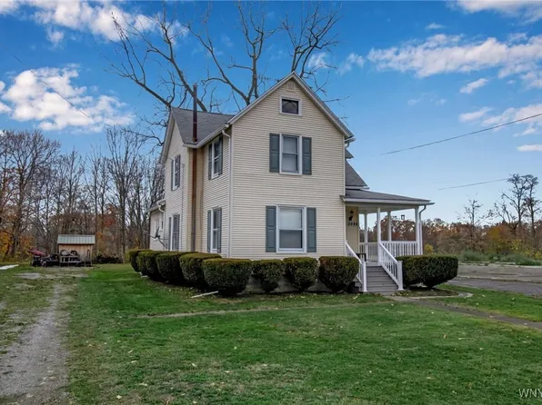 2088 Lockport Olcott Rd, Burt, NY 14028