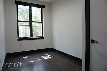 Rented by Rennit Inc.