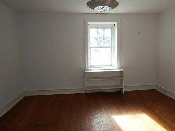 2nd fl bdrm 2