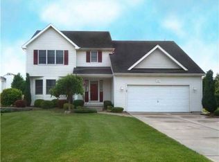 3667 Julie Ct, North Tonawanda, NY 14120