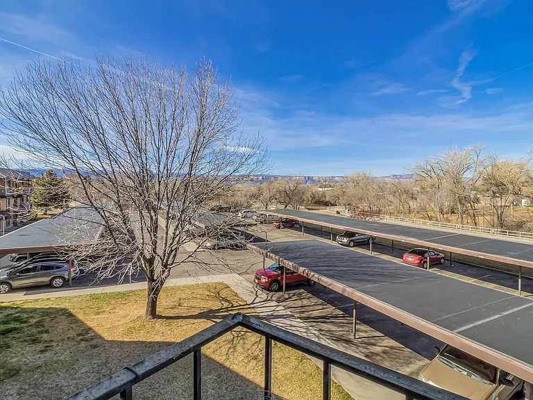 3233 Lakeside Dr #303 — Photo 8