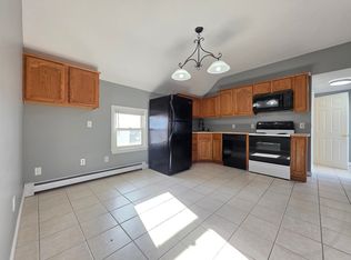 24 Rufus St #2, Pawtucket, RI 02860