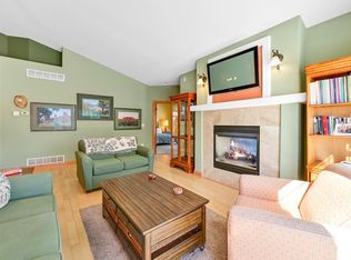 S70W15646 Sandalwood Dr #15646, Muskego, WI 53150
