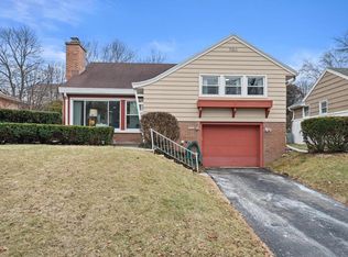 10529 West Grantosa DRIVE, Wauwatosa, WI 53222