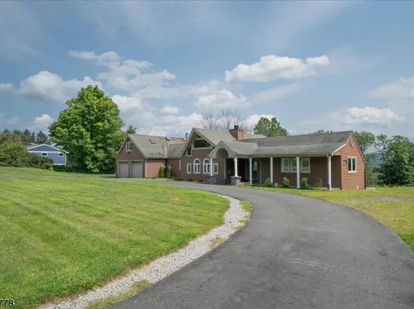 11 Summit Dr, Frankford Twp., NJ 07826